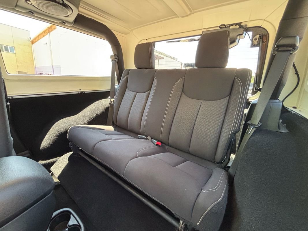 Used 2014 Jeep Wrangler Sahara w/ Connectivity Group image 12