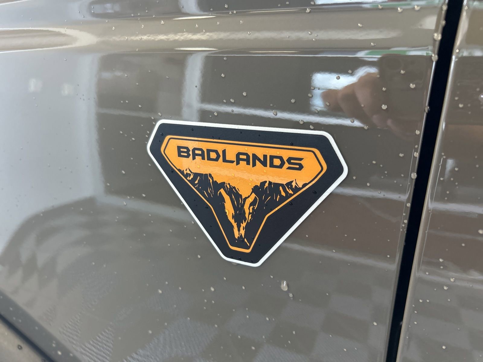 New 2025 Ford Bronco Badlands image 10