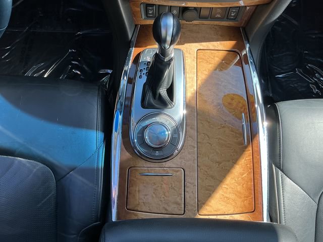 Used 2011 INFINITI QX56 4WD w/ Theater Pkg image 17