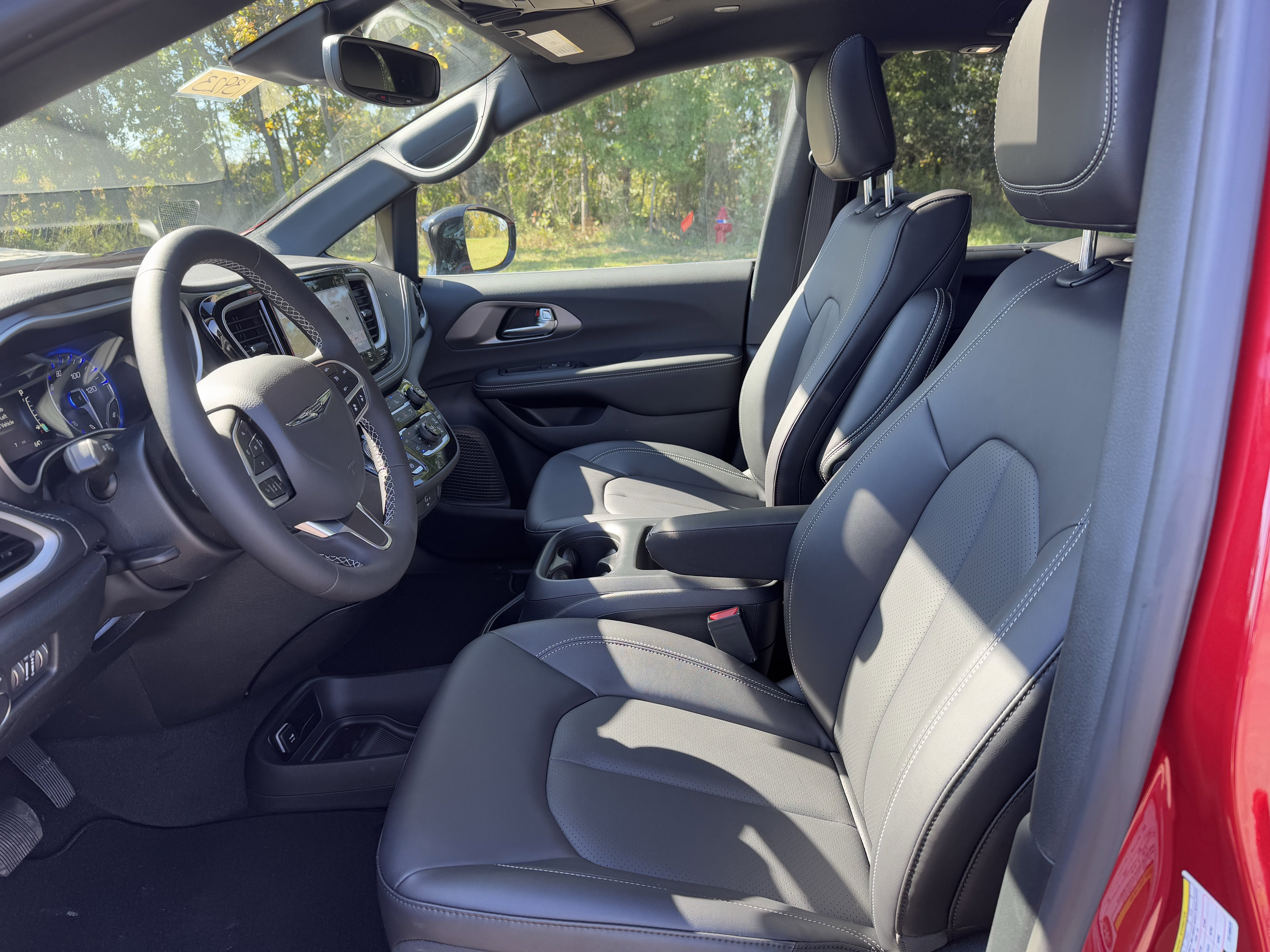 New 2026 Chrysler Pacifica Select image 13