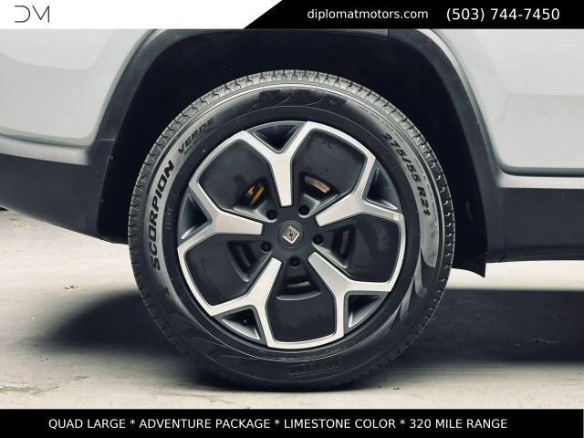 Used 2024 Rivian R1S Adventure AWD/4WD image 44