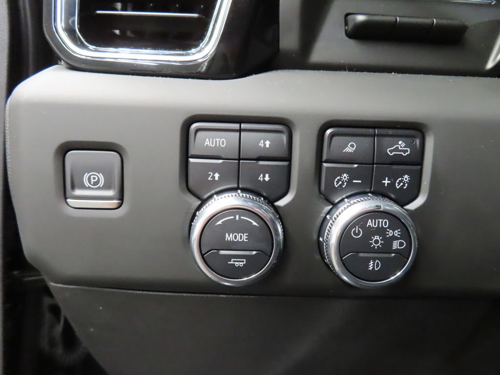 Used 2025 GMC Sierra 1500 Denali AWD/4WD image 47