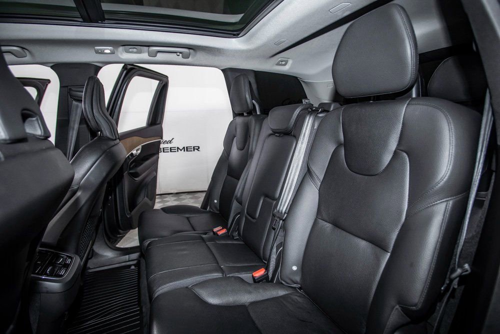 Used 2023 Volvo XC90 B6 Plus w/ Protection Package Premier image 16