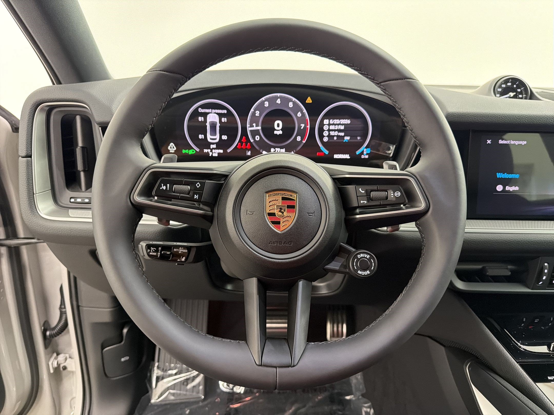 New 2026 Porsche Cayenne Coupe AWD/4WD image 18
