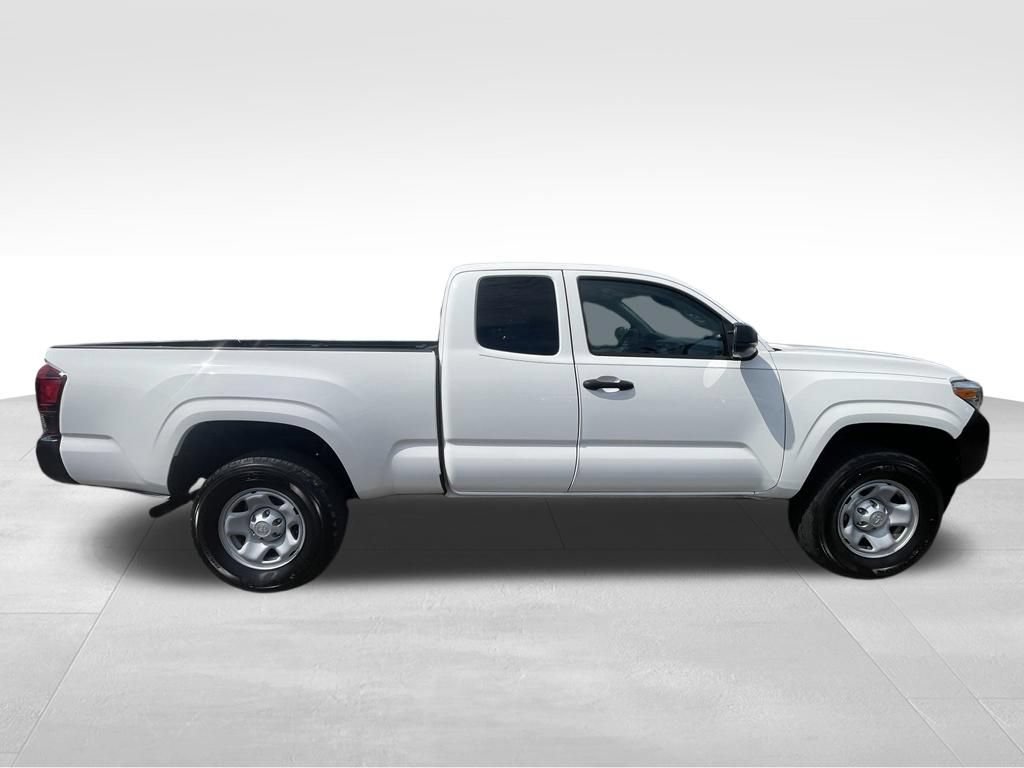 Used 2022 Toyota Tacoma SR RWD image 7
