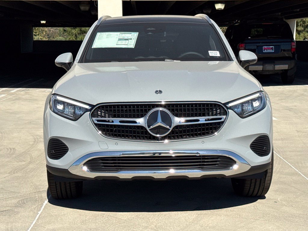 New 2027 Mercedes-Benz GLC 300 image 4