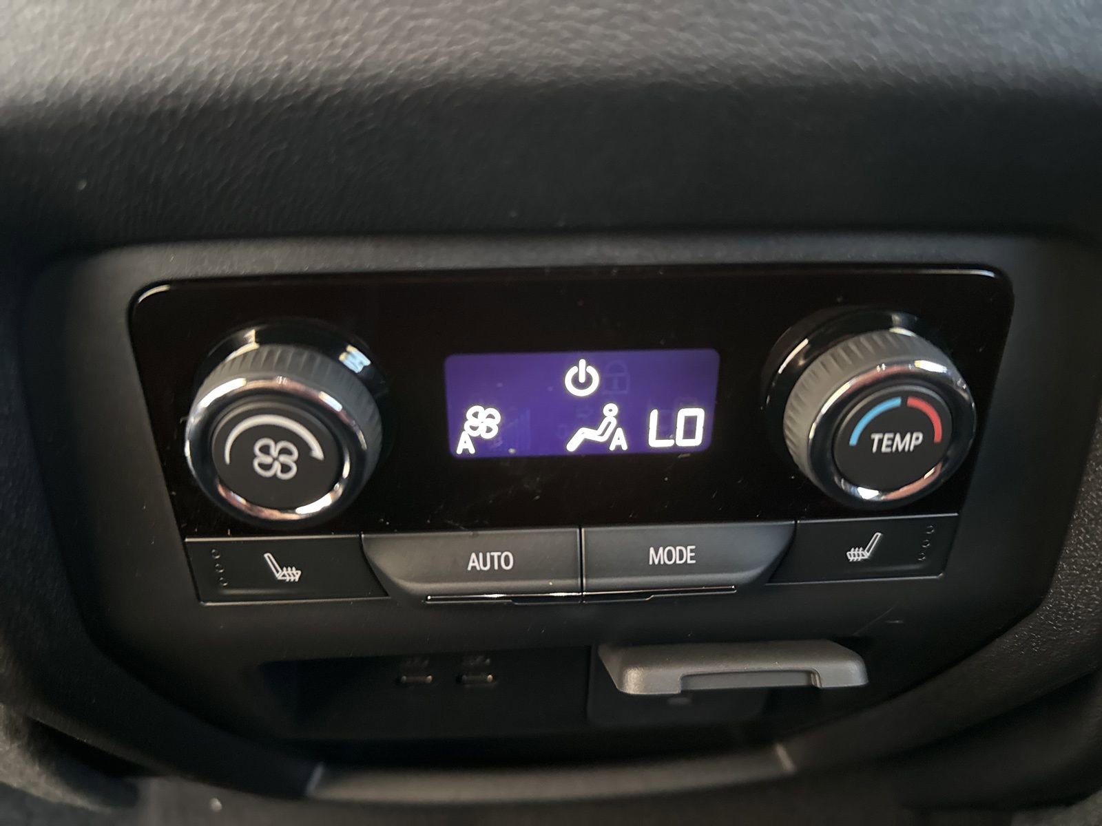 New 2026 Chevrolet Traverse RS w/ LPO, Floor Liner Package image 19