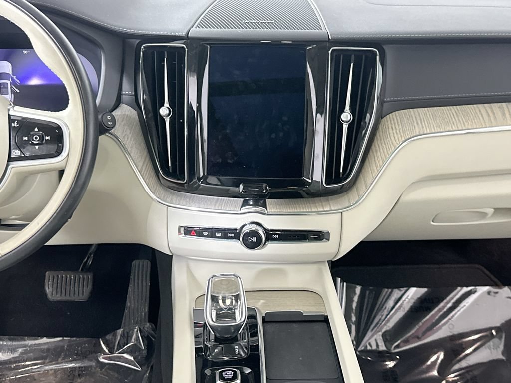 Used 2022 Volvo XC60 B5 Inscription w/ Advanced Package AWD/4WD image 20