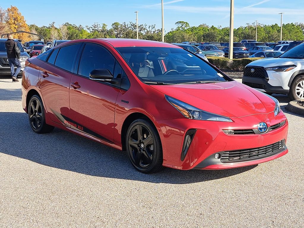 Certified 2021 Toyota Prius XLE video 2