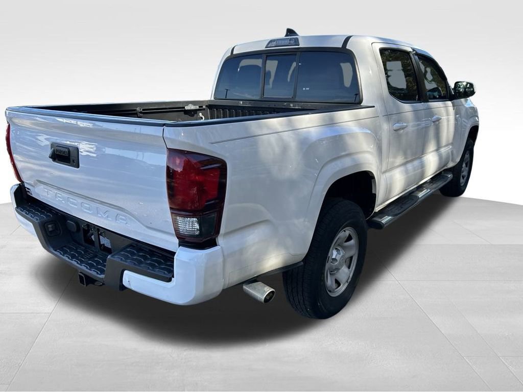 Used 2022 Toyota Tacoma SR image 5