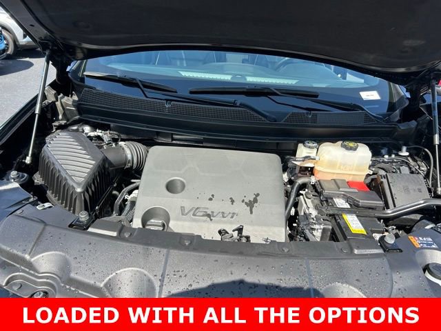 Used 2023 Chevrolet Traverse Premier w/ Redline Edition image 11