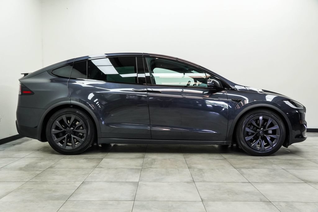 Used 2025 Tesla Model X AWD/4WD image 11