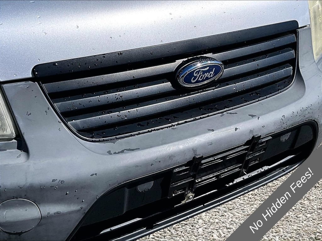 Used 2010 Ford Transit Connect XL FWD image 23