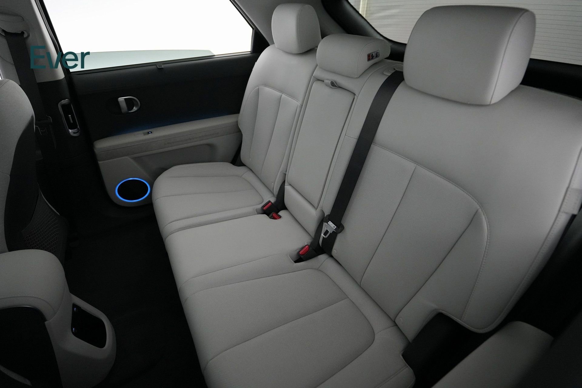 Used 2024 Hyundai Ioniq 5 Limited image 10