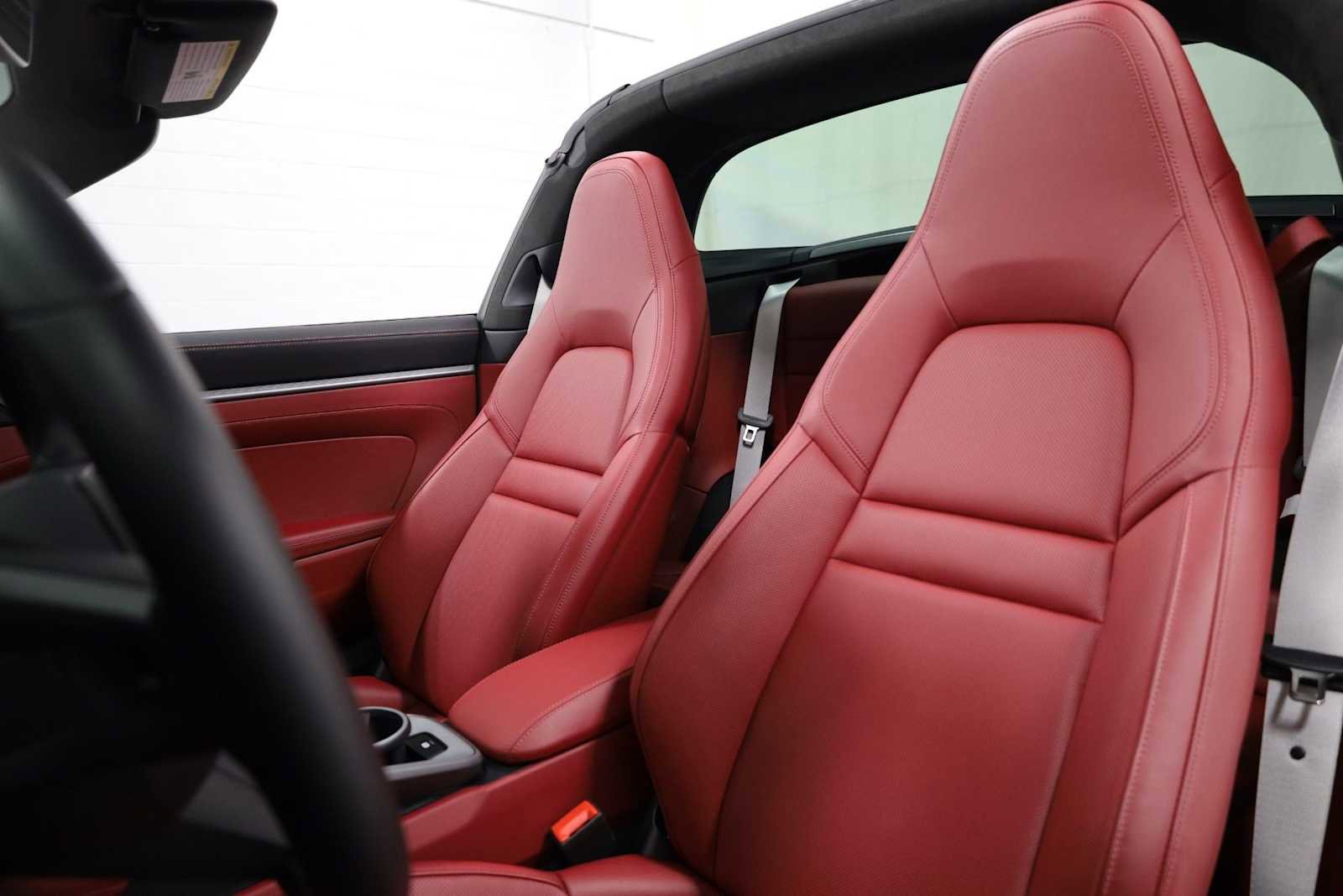 Certified 2024 Porsche 911 Targa 4S image 5