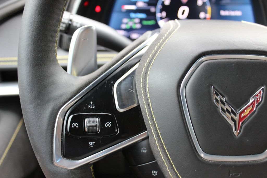 Used 2022 Chevrolet Corvette Stingray Premium Cpe w/ Z51 Performance Package RWD image 15