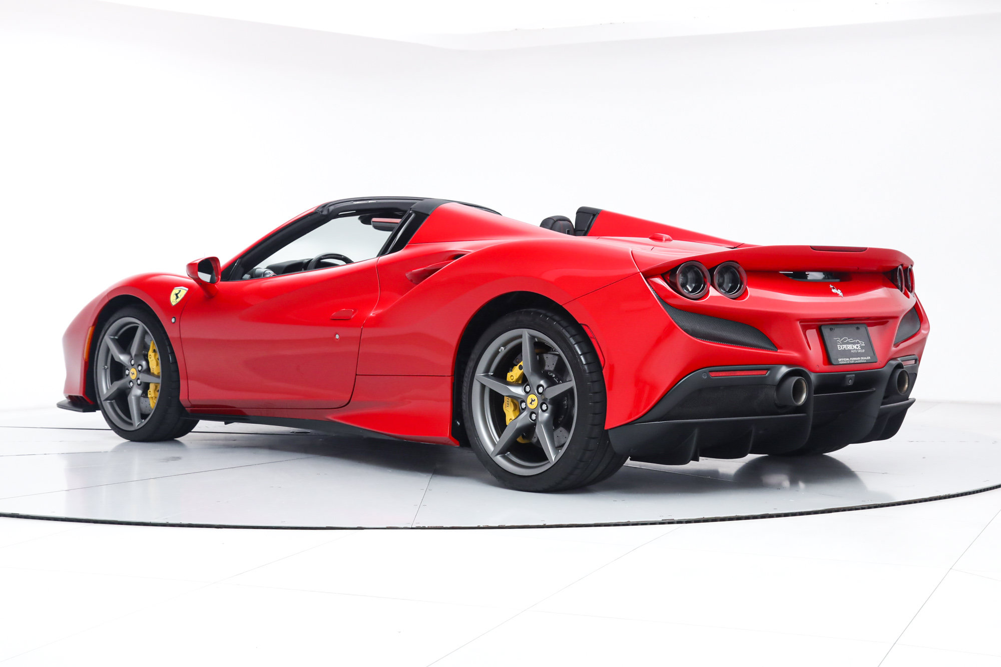 Certified 2023 Ferrari F8 Tributo RWD image 8