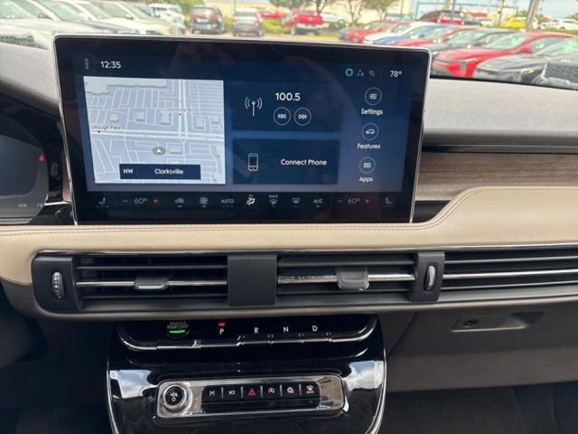 Used 2024 Lincoln Corsair Reserve FWD image 12