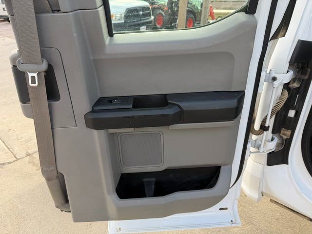 Used 2017 Ford F450 XL w/ Power Equipment Group AWD/4WD image 23