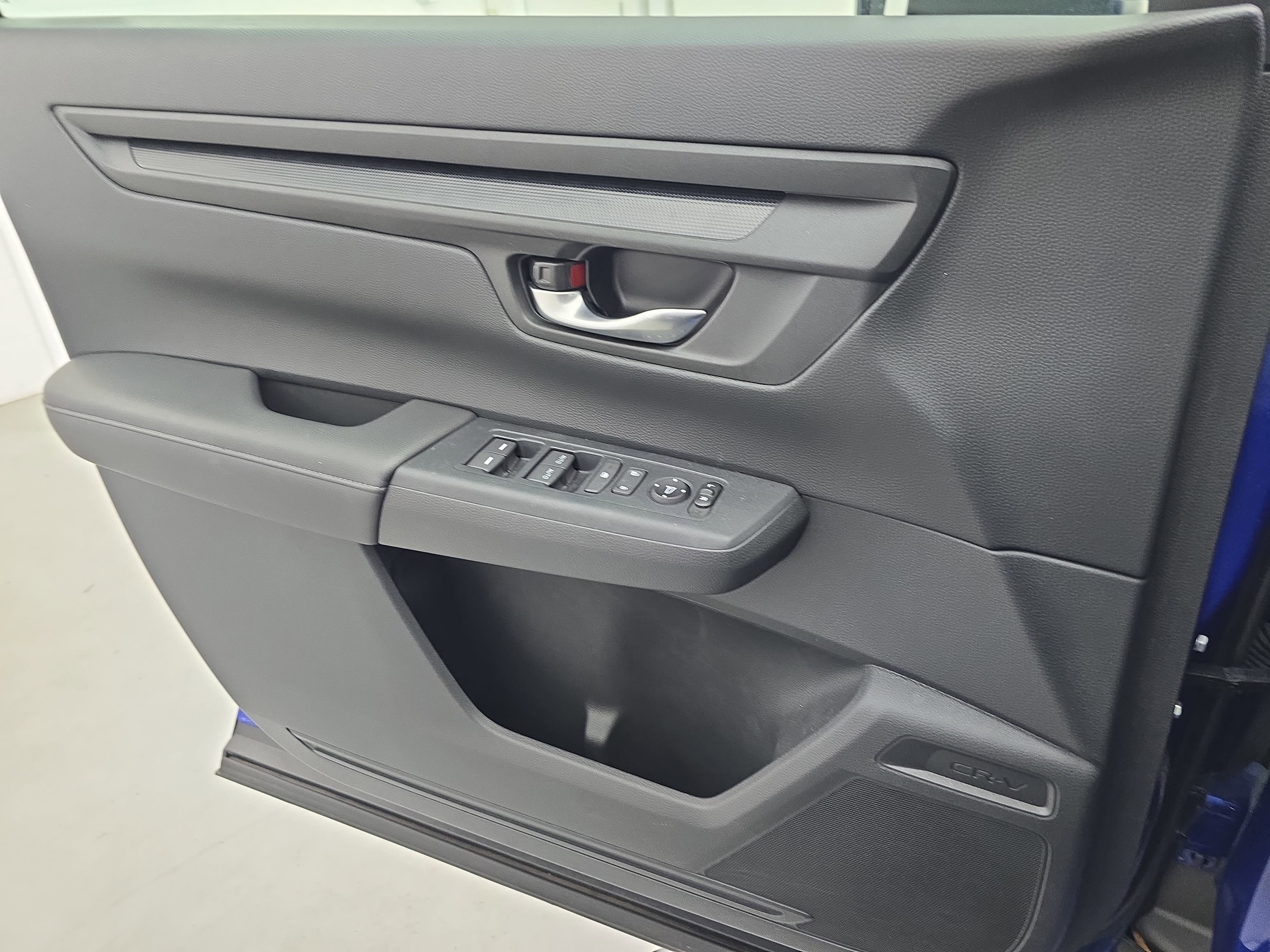 Certified 2024 Honda CR-V EX image 24