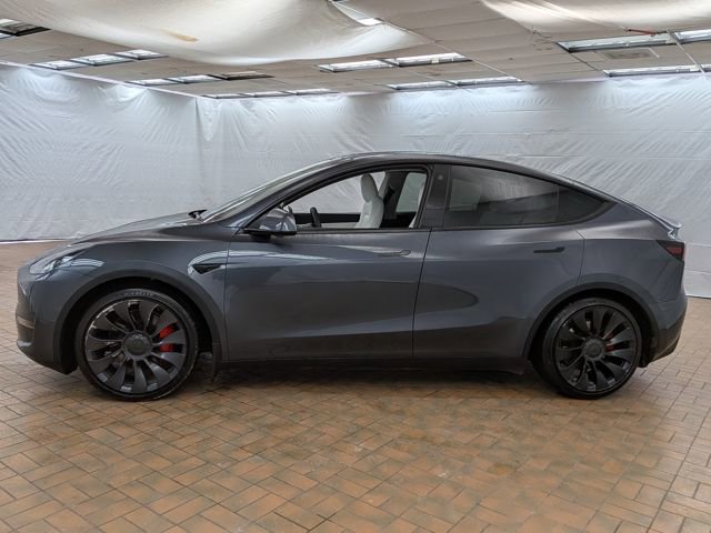 Used 2022 Tesla Model Y Performance image 4