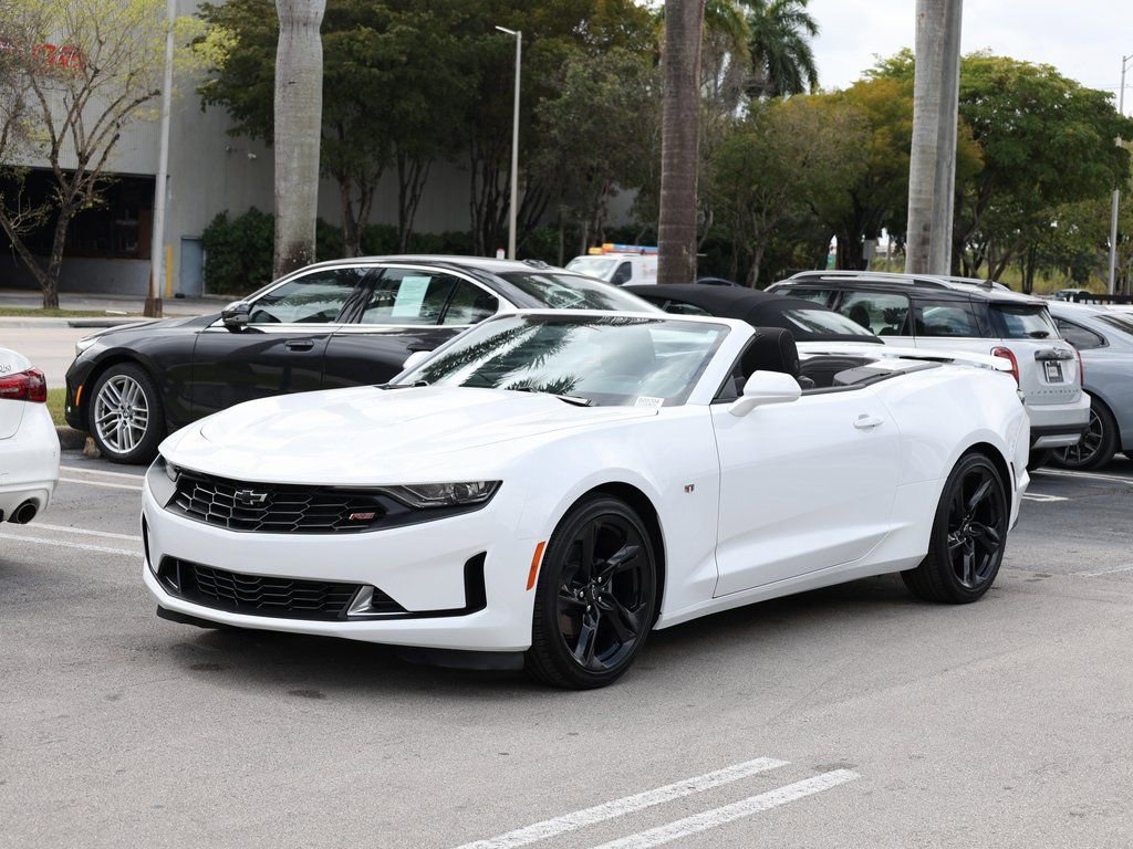 Used 2024 Chevrolet Camaro LT w/ RS Package image 2