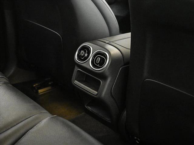 New 2026 Mercedes-Benz GLC 300 4MATIC image 19