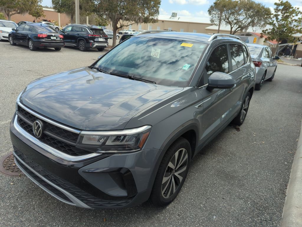 Used 2022 Volkswagen Taos SE image 5