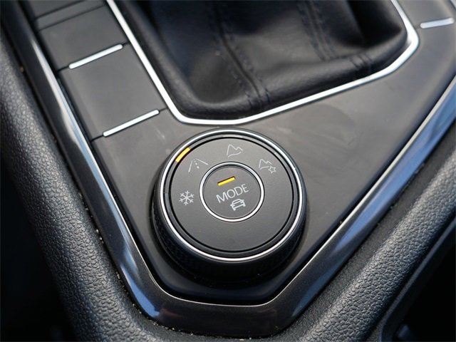 Certified 2024 Volkswagen Tiguan Wolfsburg Edition image 33