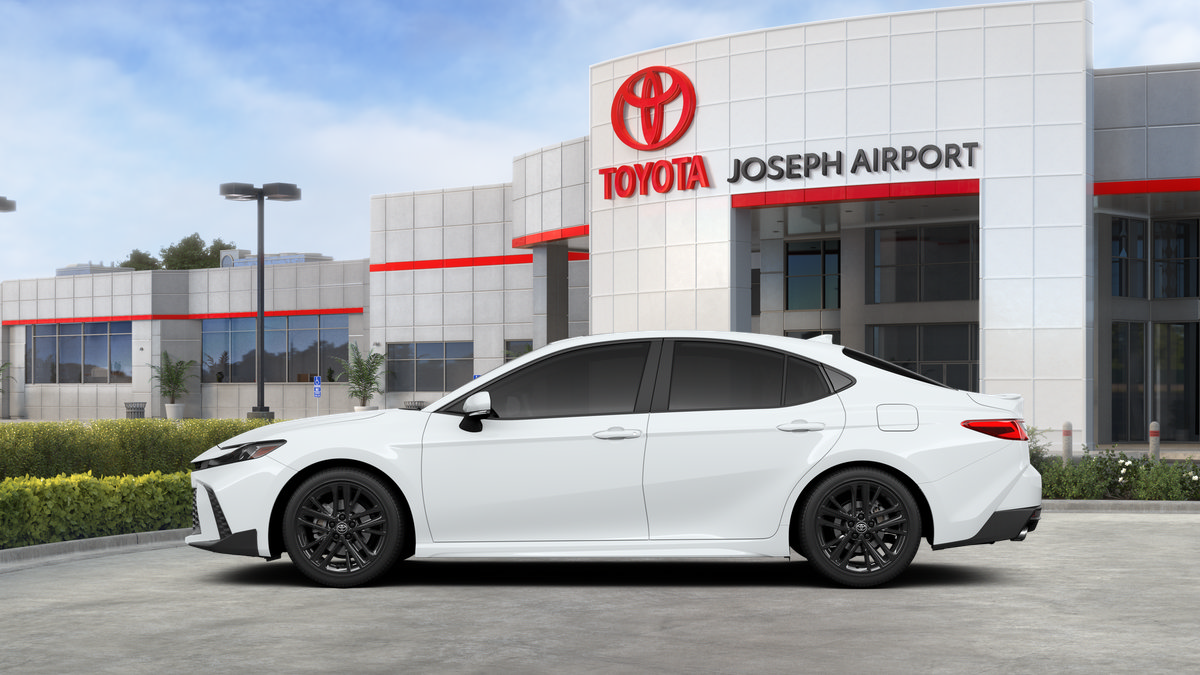 New 2026 Toyota Camry SE FWD image 20