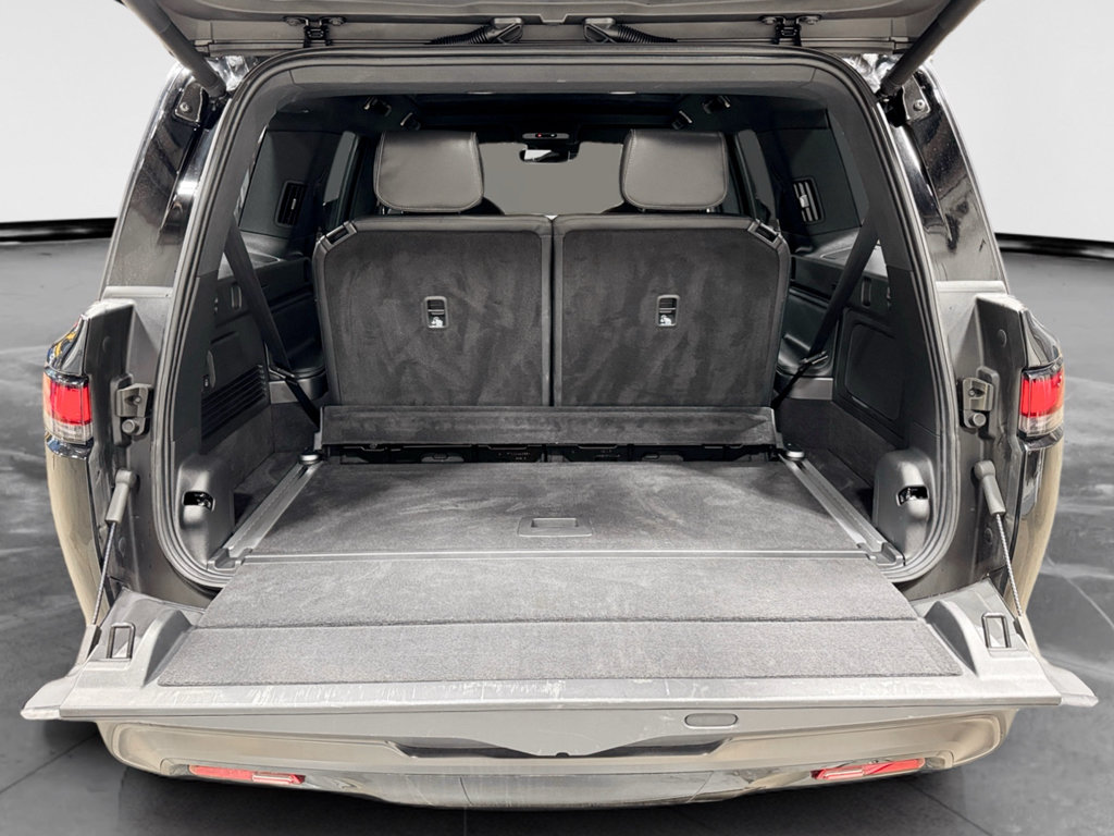 Used 2025 Rivian R1S Adventure AWD/4WD image 27