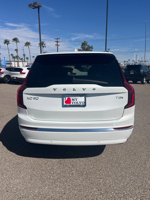 New 2026 Volvo XC90 T8 Plus w/ Protection Package AWD/4WD image 4