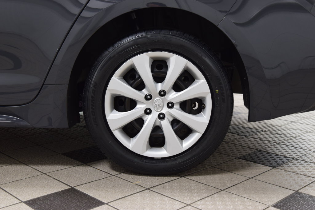 Used 2023 Toyota Corolla LE FWD image 22