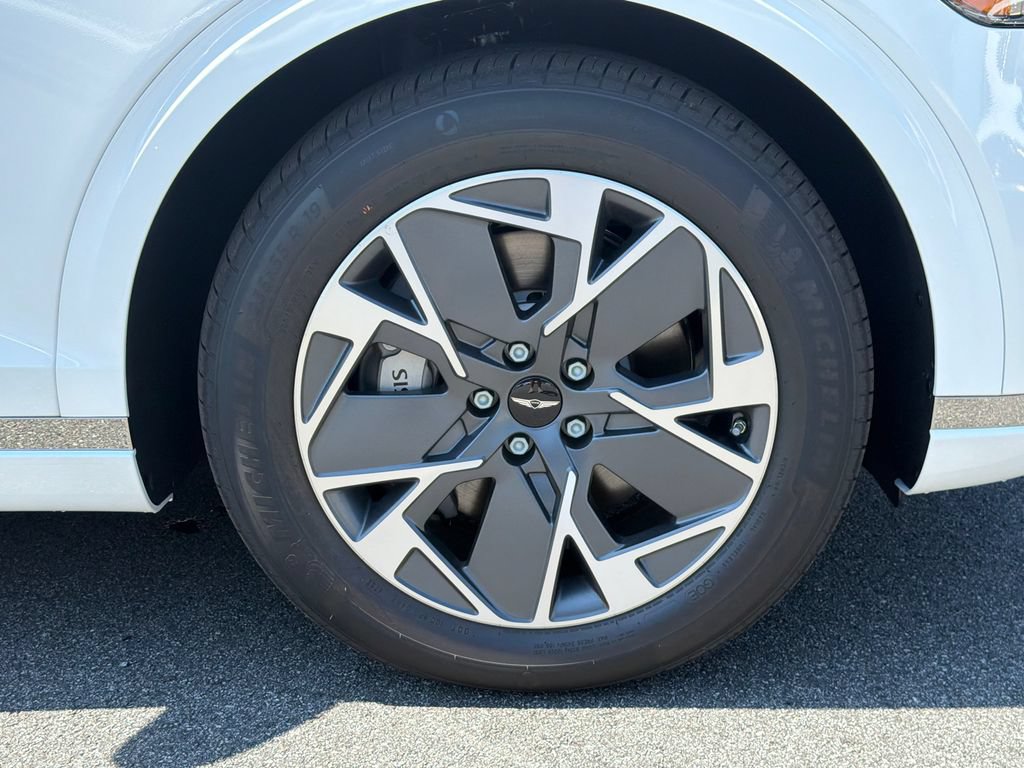 New 2027 Genesis Electrified GV70 AWD/4WD image 14