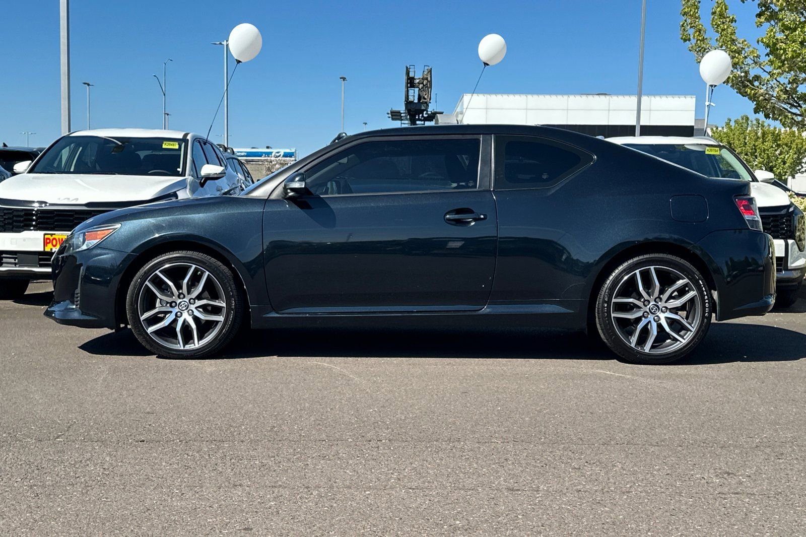 Used 2015 Scion tC image 7