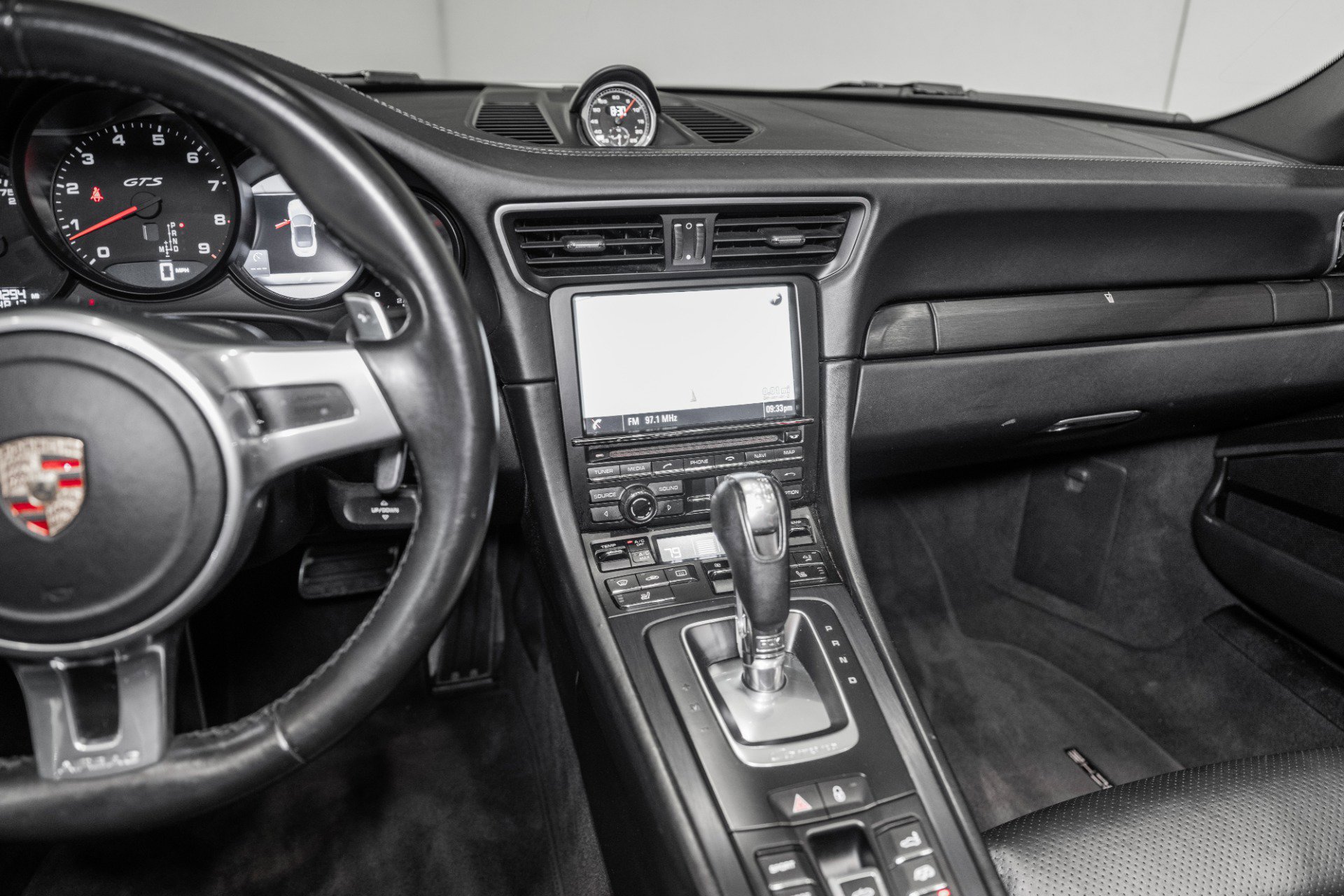 Used 2016 Porsche 911 Carrera GTS image 26