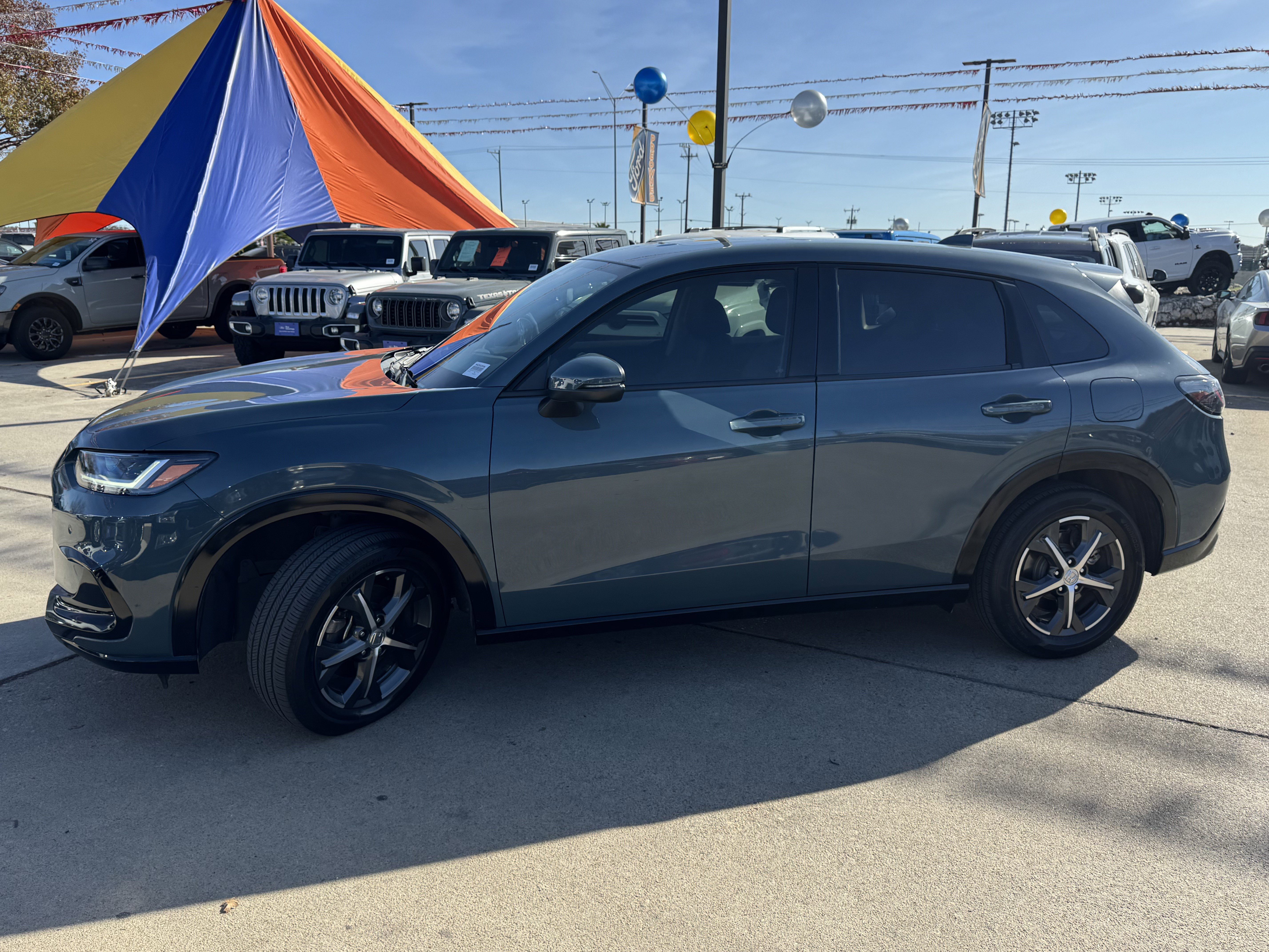 Used 2024 Honda HR-V EX-L image 9