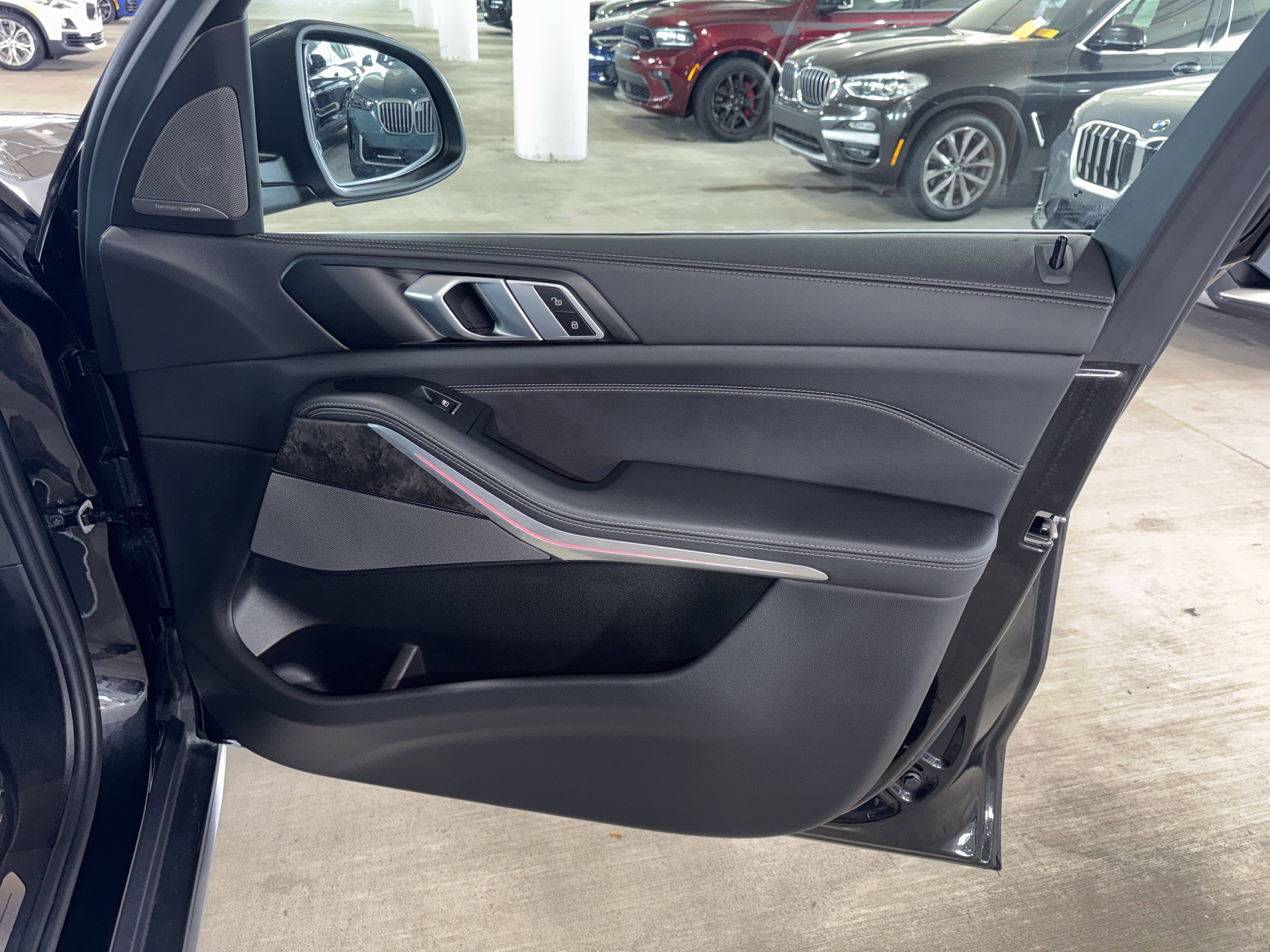 Certified 2024 BMW X5 sDrive40i w/ Executive Package image 9