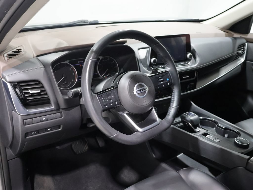 Used 2021 Nissan Rogue SV w/ Premium Package AWD/4WD image 15