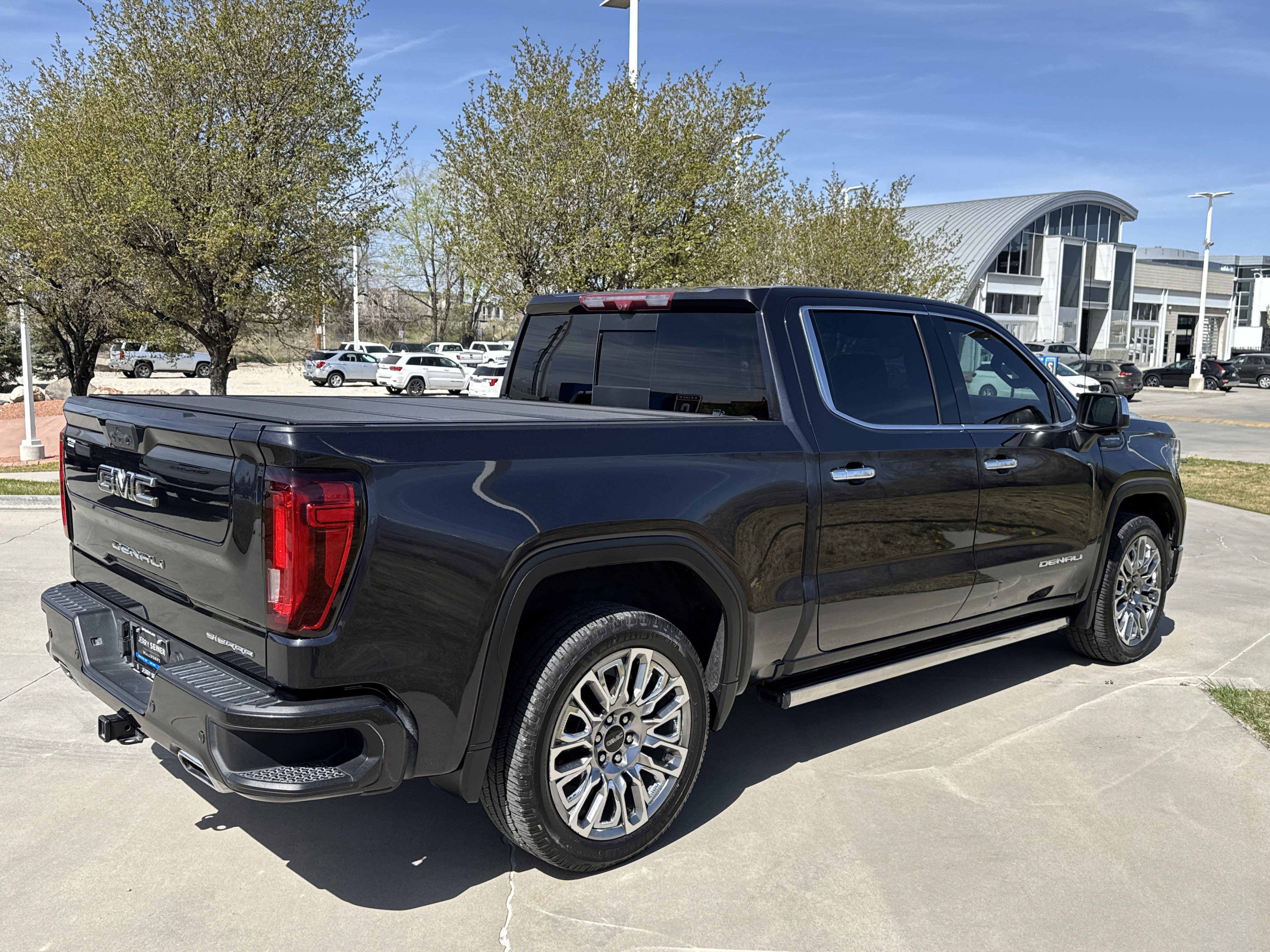 Used 2023 GMC Sierra 1500 Denali Ultimate image 5