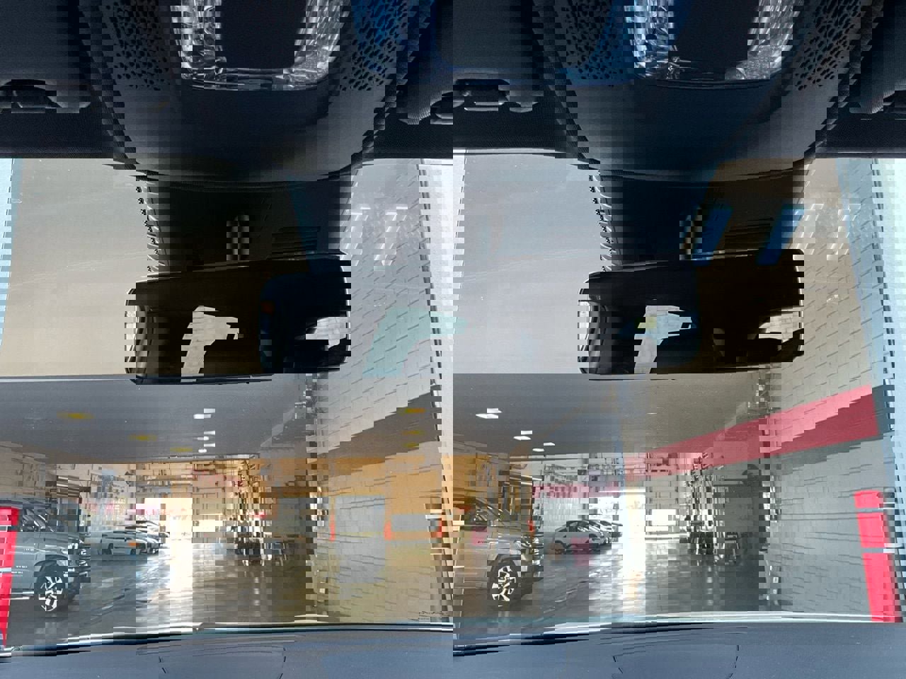 Used 2025 Mercedes-Benz GLA 250 4MATIC image 18