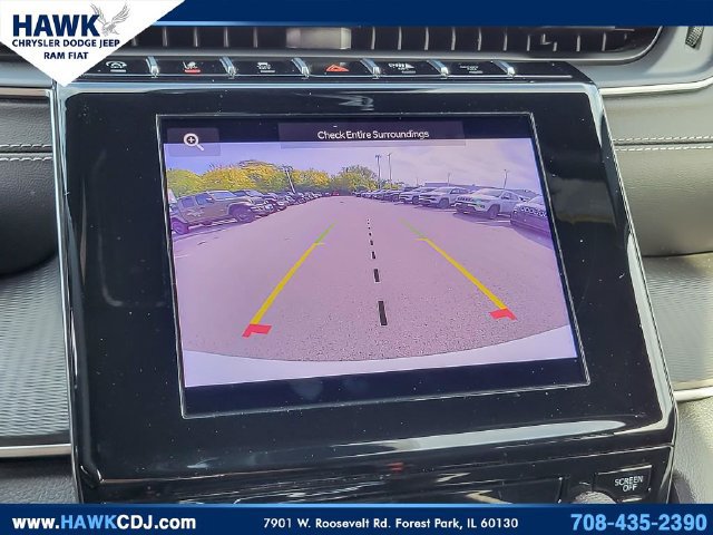 Certified 2025 Jeep Grand Cherokee Laredo AWD/4WD image 16
