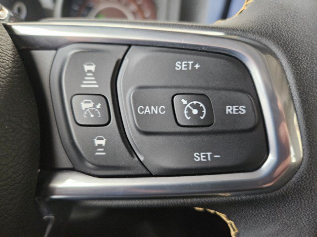 Used 2024 Jeep Wrangler Unlimited Sahara AWD/4WD image 26