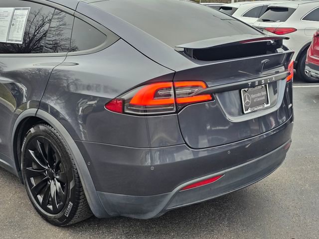Used 2018 Tesla Model X 75D image 12