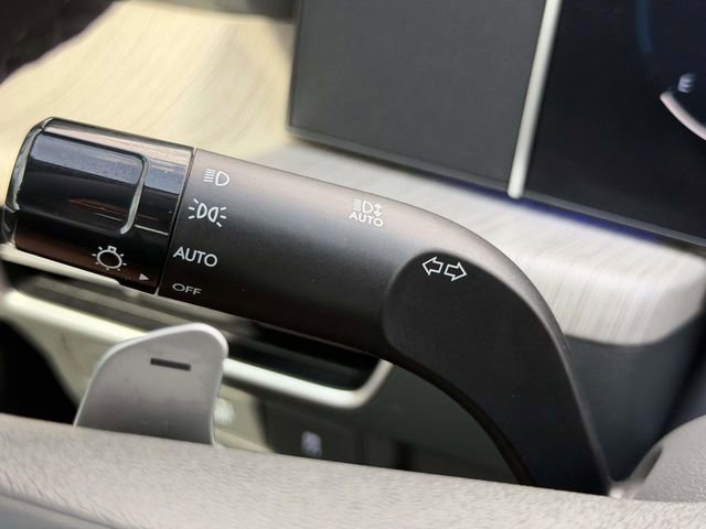 Used 2025 Hyundai Sonata Limited FWD image 21