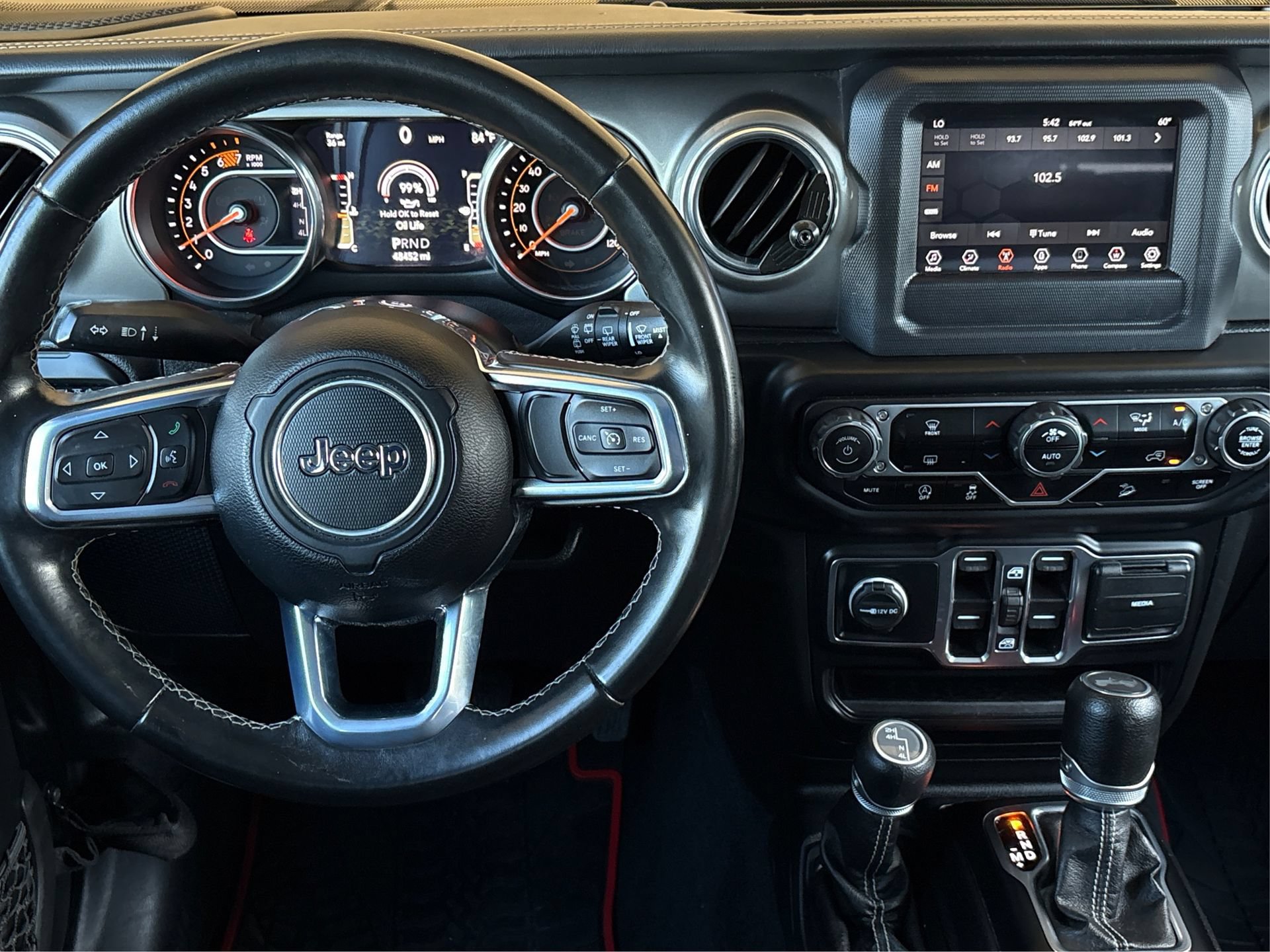 Used 2020 Jeep Wrangler Unlimited Sahara AWD/4WD image 16