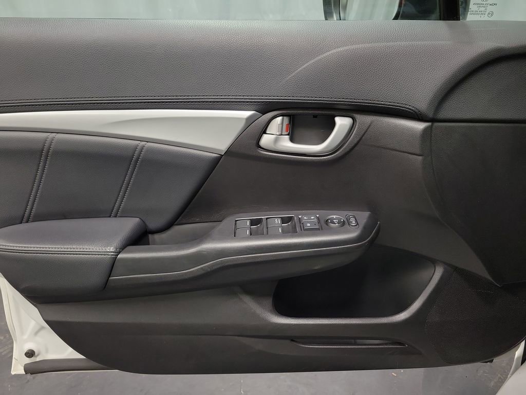 Used 2015 Honda Civic EX-L image 23