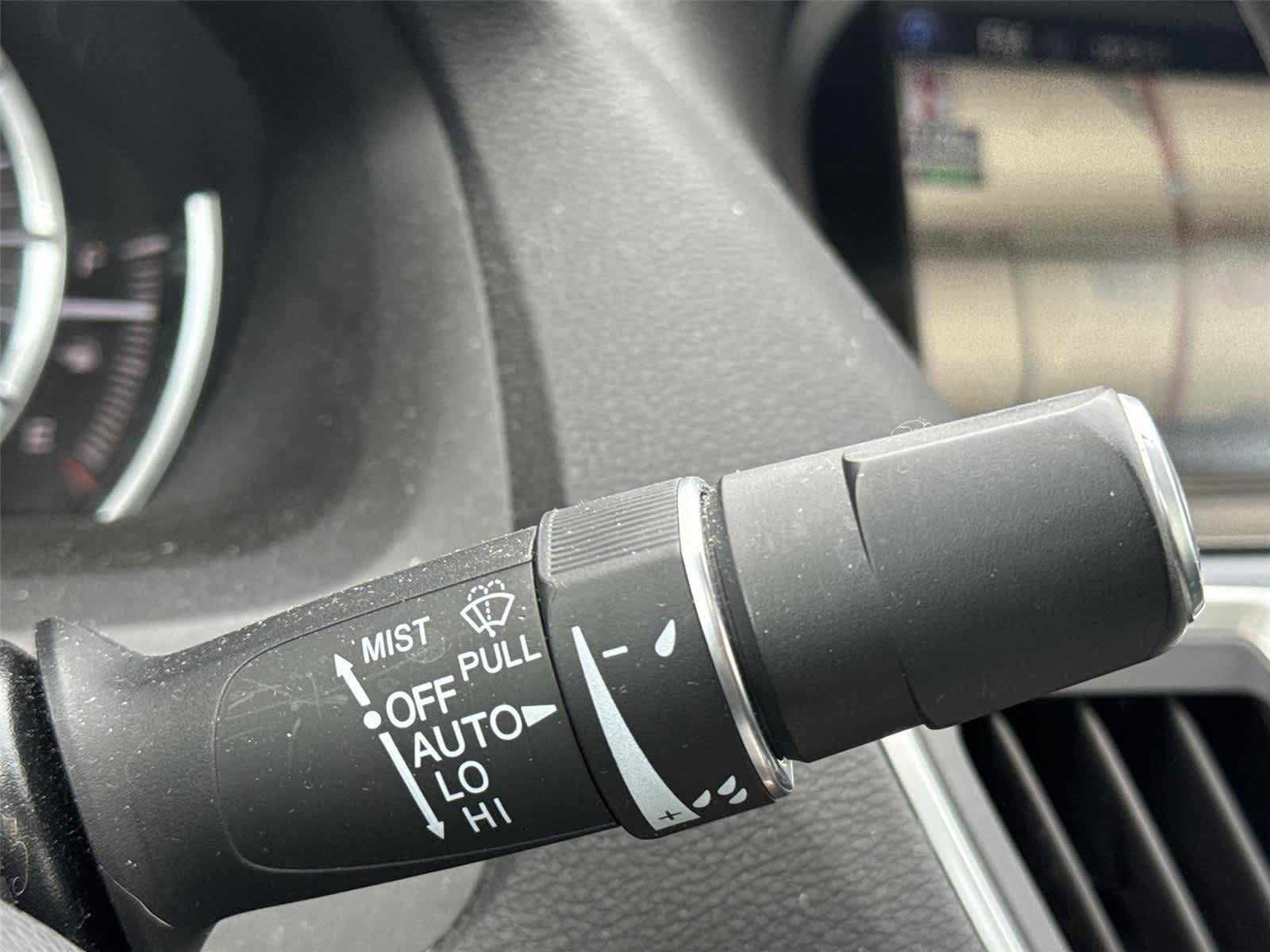 Used 2015 Acura TLX w/ Technology Package image 17