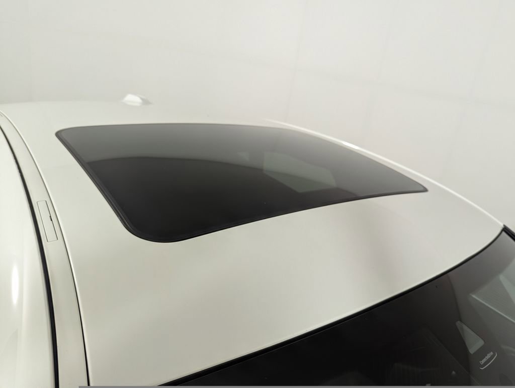 Used 2023 BMW i4 eDrive40 w/ Premium Package image 25