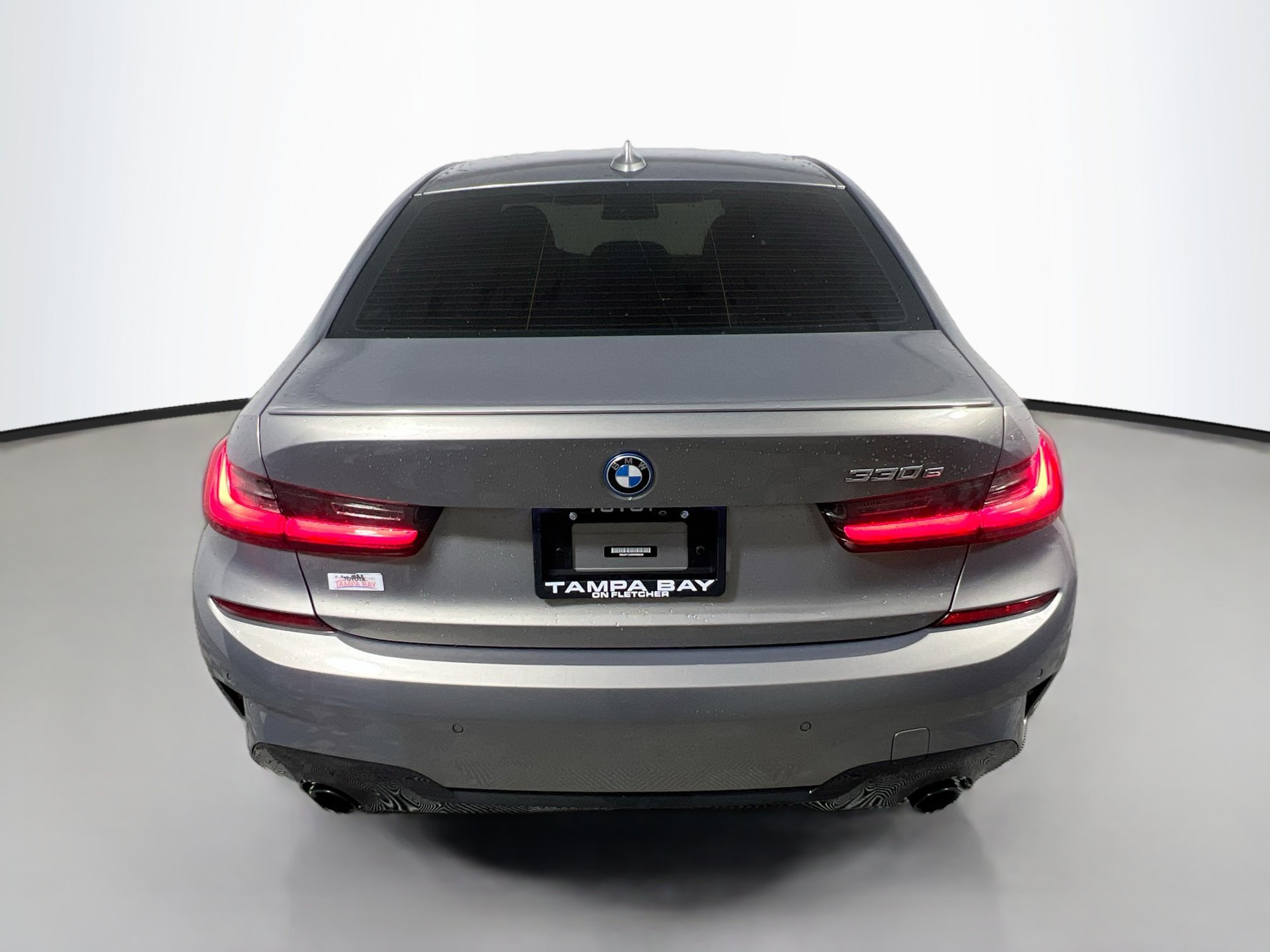 Used 2022 BMW 330e w/ M Sport Package RWD image 6
